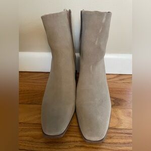 Nordstrom Women’s cream suede boots size 8